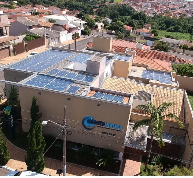 SISTEMA FOTOVOLTAICO HÍBRIDO